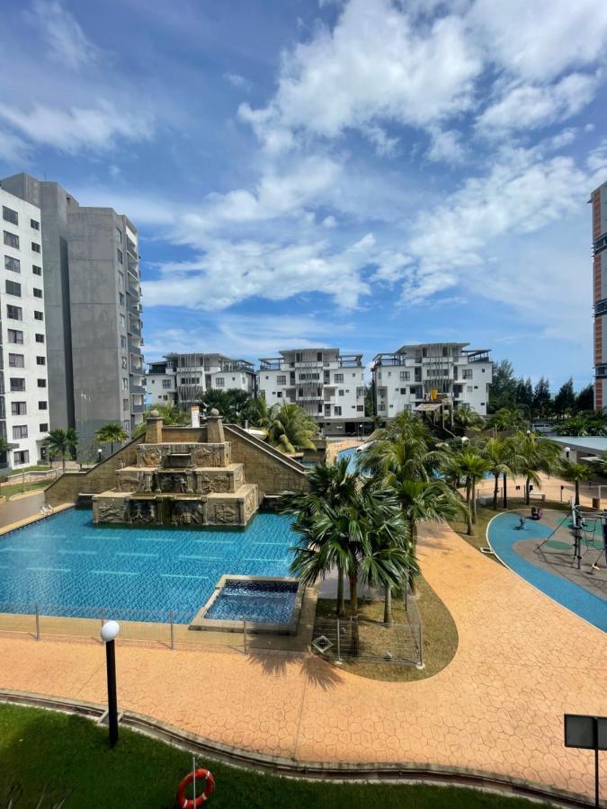 Sea View Water Theme Park At Swiss Garden Residence - 2 Bedroom Apartment Kuantan Exteriér fotografie